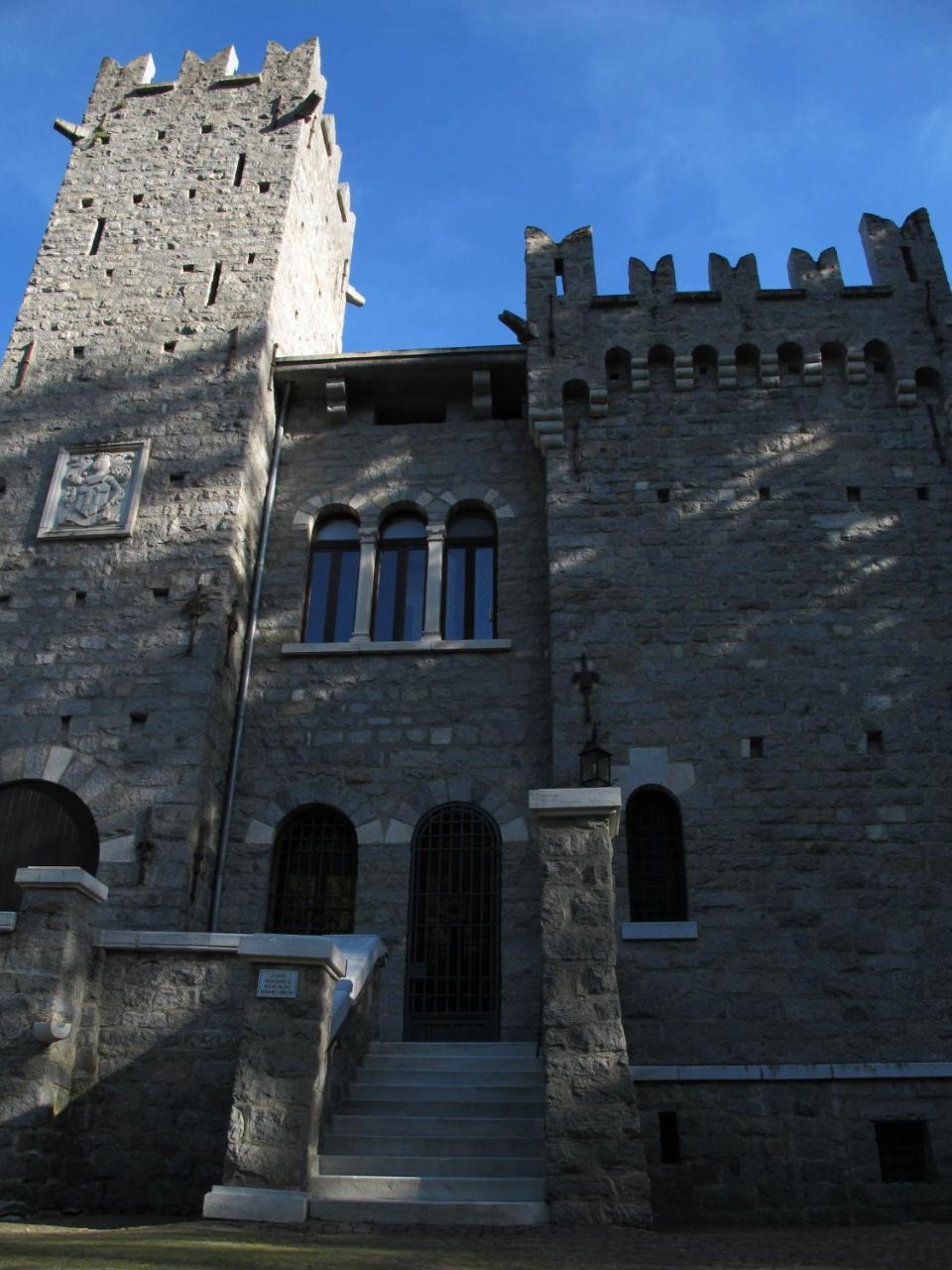 Un Nido Nella Torre Del Castello Apartment Ponte Di Legno Exterior photo